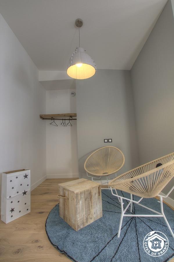 Hotel L'esprit TK à Civrieux Extérieur photo